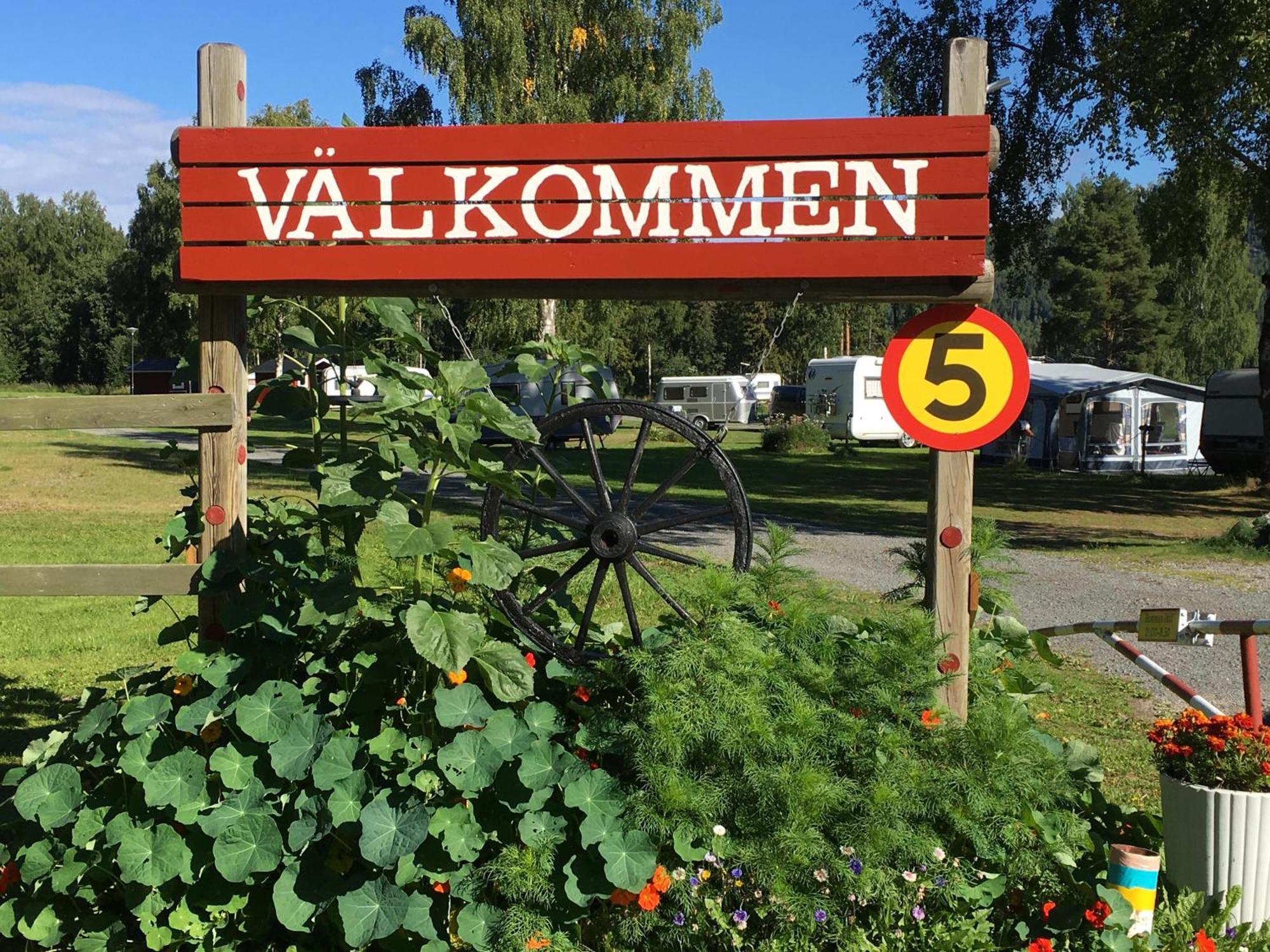 4 Persoons Stuga Hammarstrand Bagian luar foto